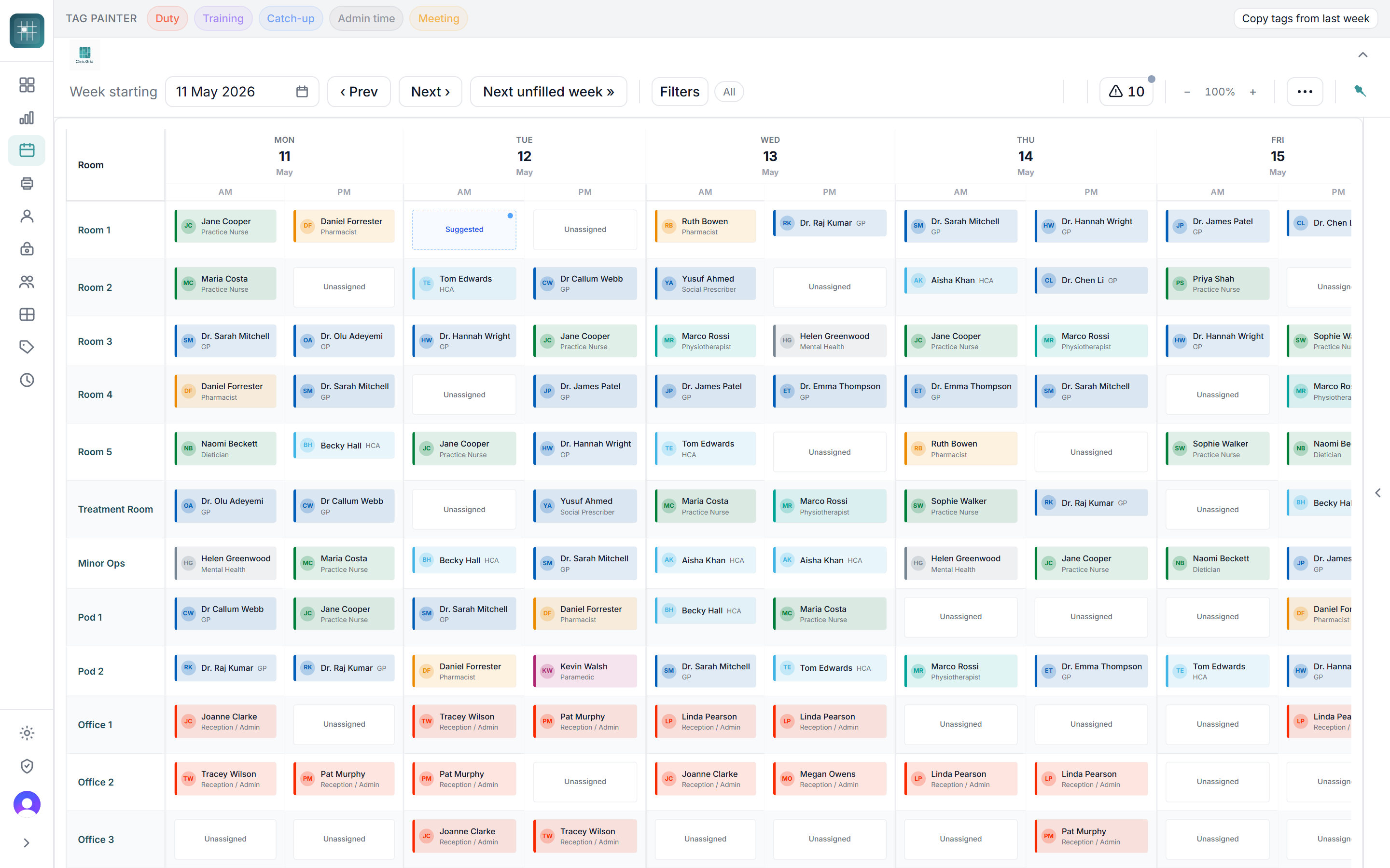 ClinicGrid weekly planner showing rooms, sessions and staff assignments across a full working week
